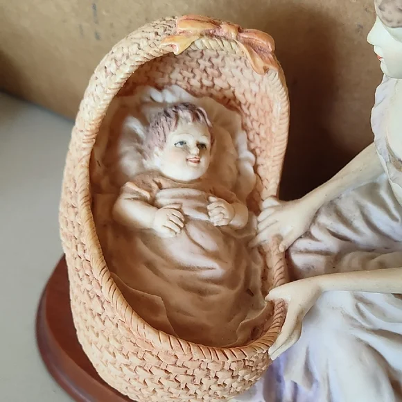 The Micena Collection Elegant Mother and Child Figurine - Cream and Purple